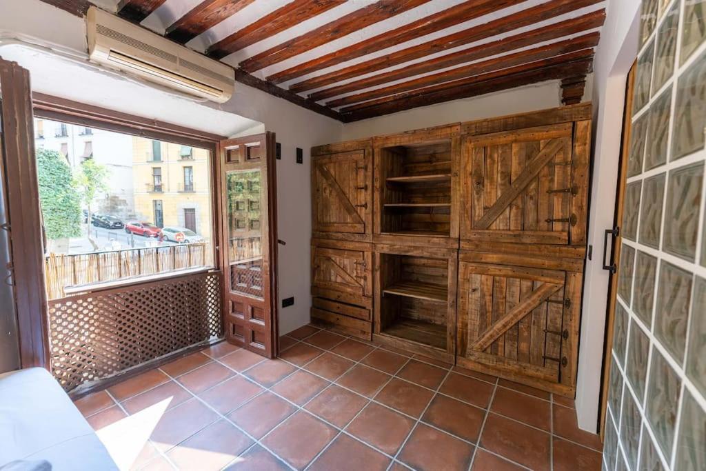 Encantador Apartamento En Calle Segovia Madrid Exterior foto